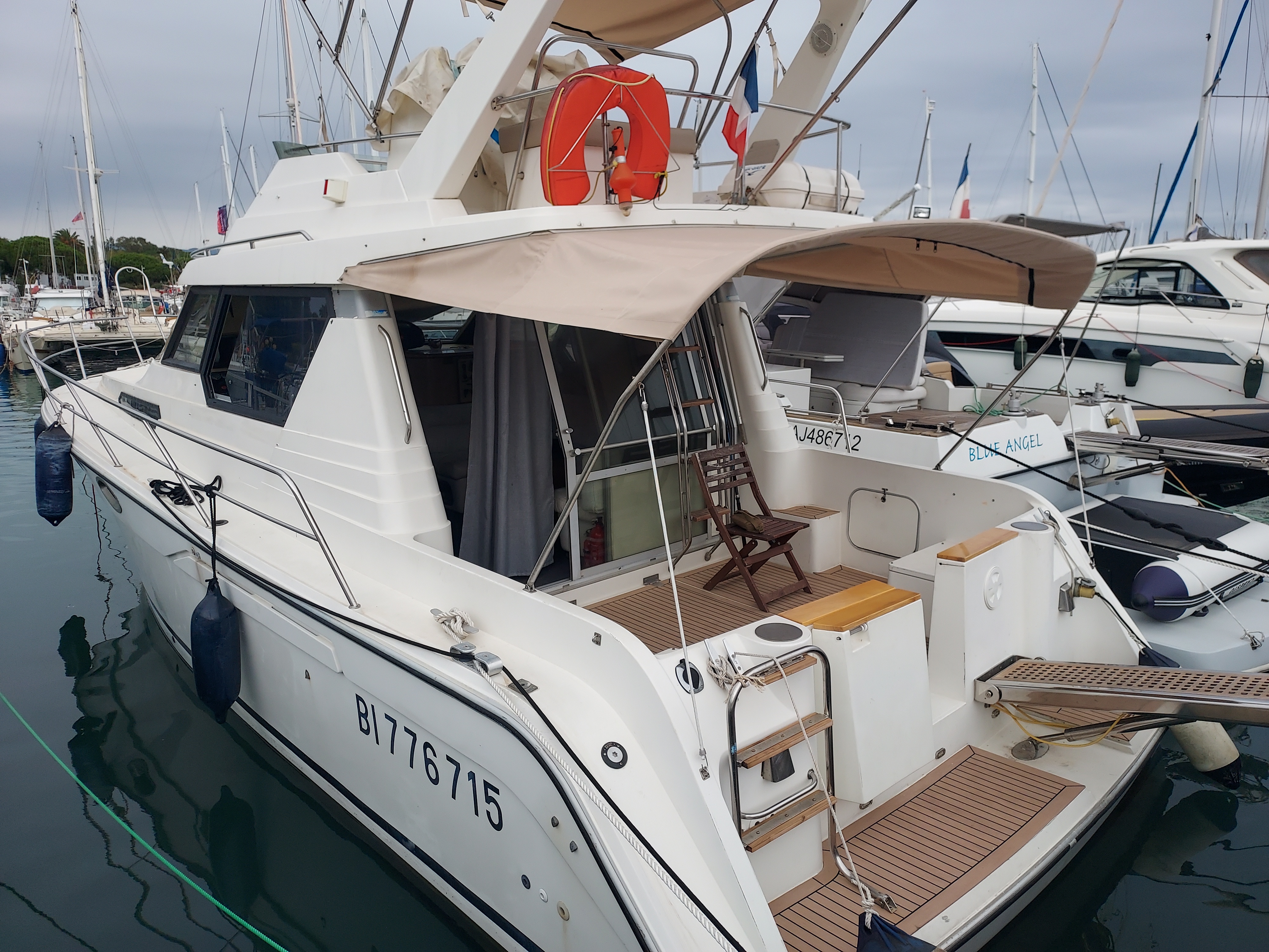 slider 15 Gibert Marine Jamaica 38